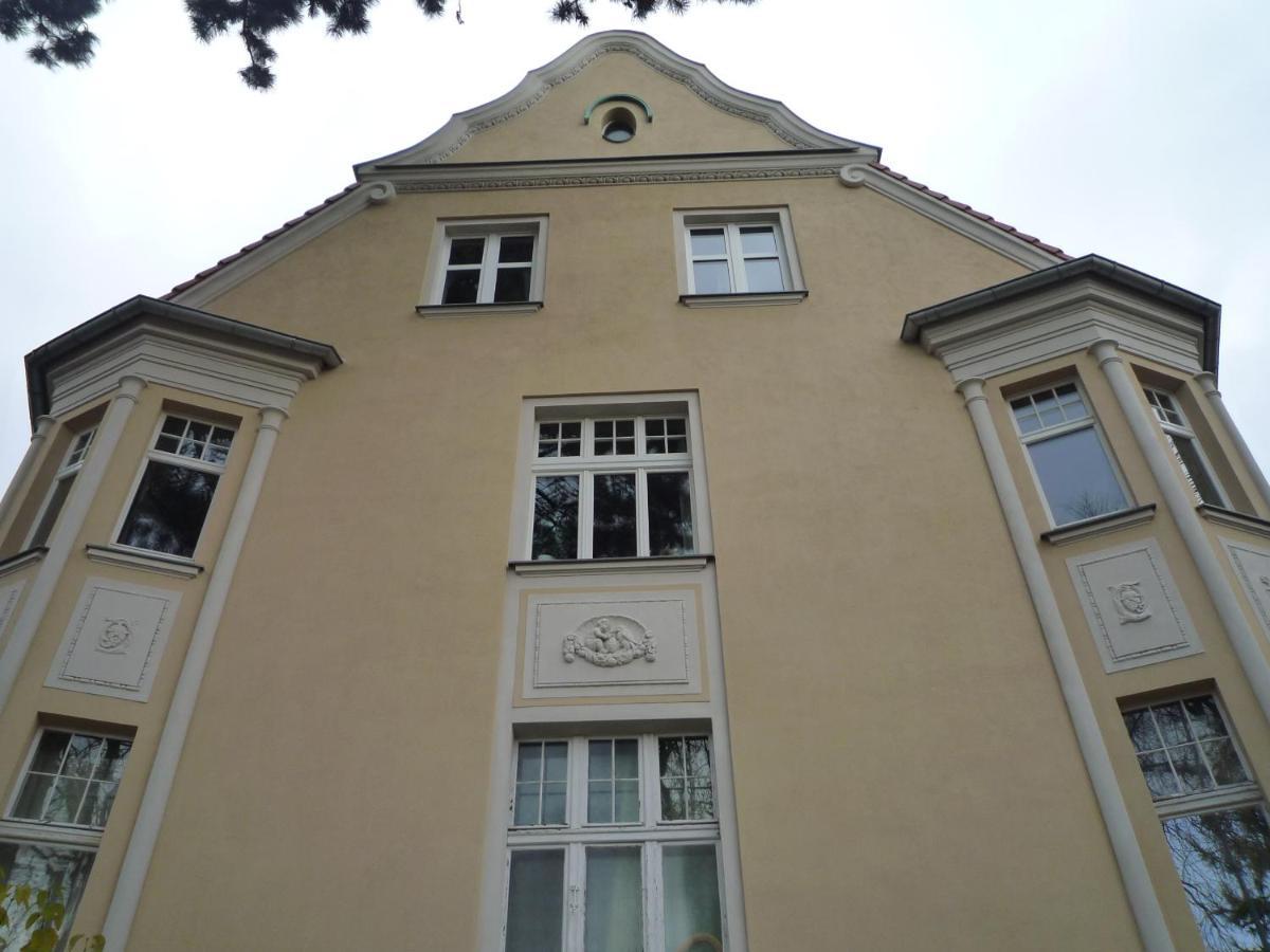 Painter's By Zoo And Congress Center Breslau